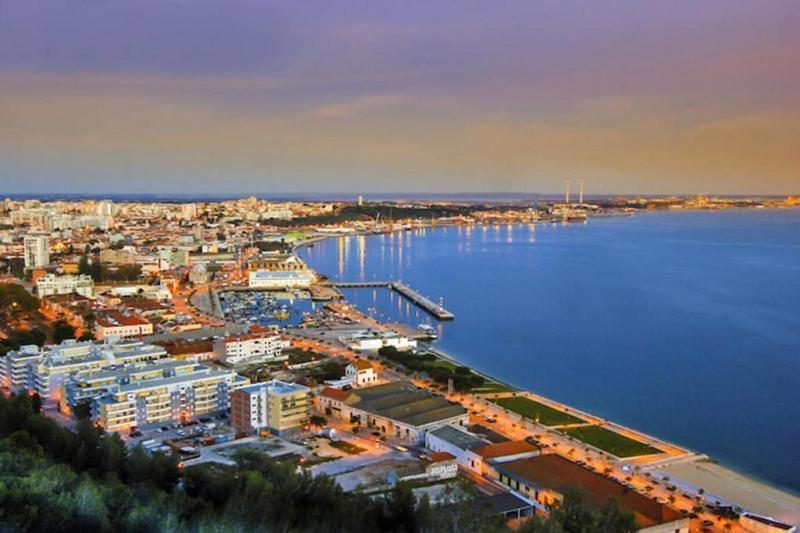 Apartamento Situado No Centro Historico Da Cidade Setúbal Eksteriør bilde